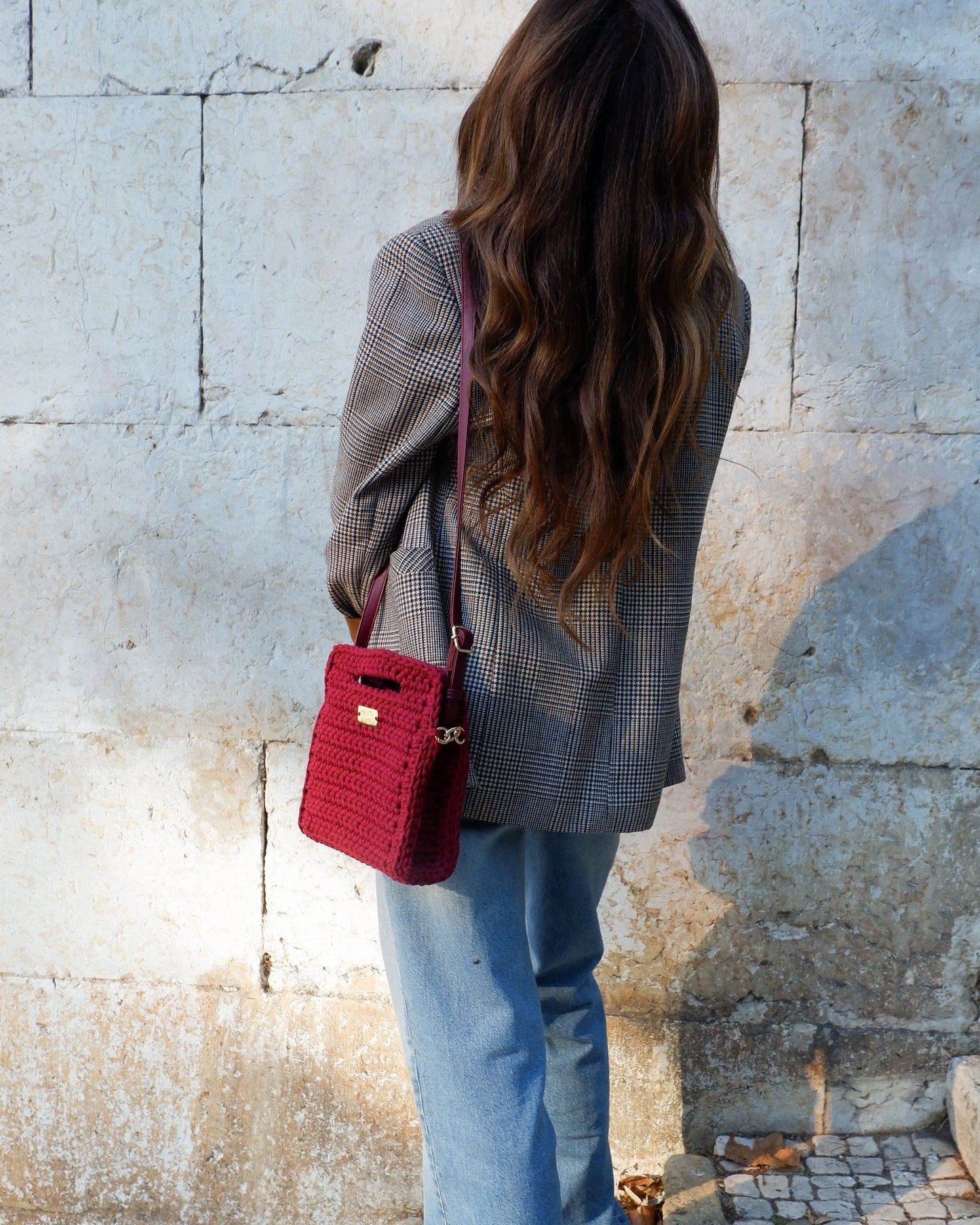 CARLOTTA - wine red