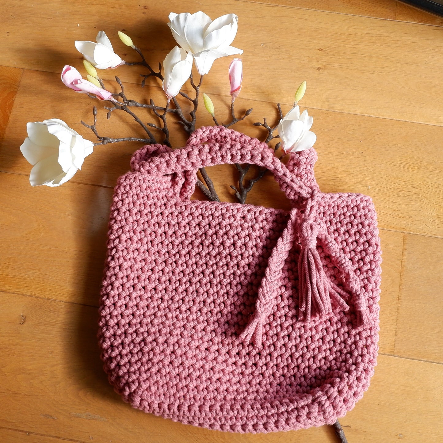 Tote bag